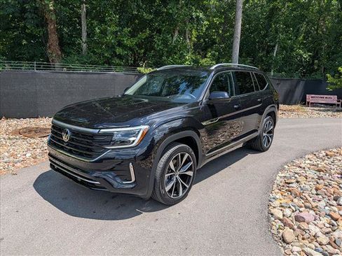 Certified 2025 Volkswagen Atlas SEL Premium R-Line AWD/4WD image 1