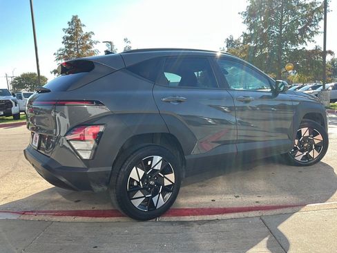 Used 2025 Hyundai Kona SEL image 6