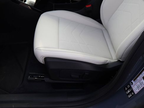 New 2026 BMW X1 xDrive28i w/ Convenience Package image 44