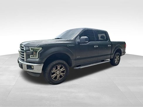 Used 2015 Ford F150 XLT w/ Equipment Group 302A Luxury AWD/4WD image 6