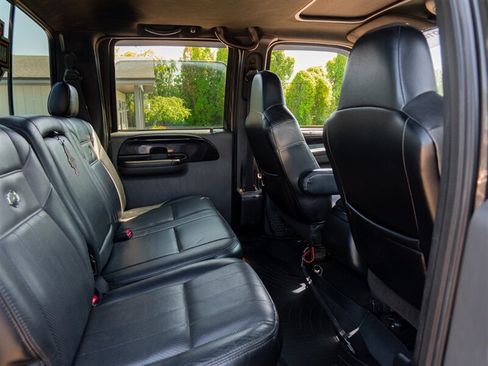 Used 2007 Ford F250 Harley-Davidson AWD/4WD image 23