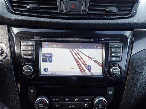 Used 2018 Nissan Rogue Sport SL w/ SL Premium Package image 18