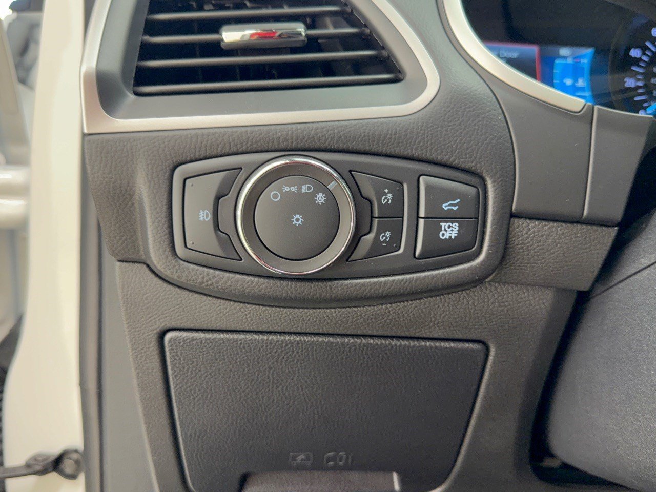 Used 2021 Ford Edge ST-Line FWD image 31