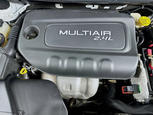 Used 2017 Jeep Cherokee Latitude image 31