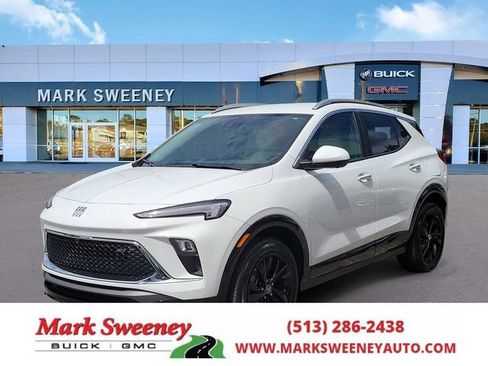 Used 2024 Buick Encore GX Sport Touring w/ Advanced Technology Package FWD image 1