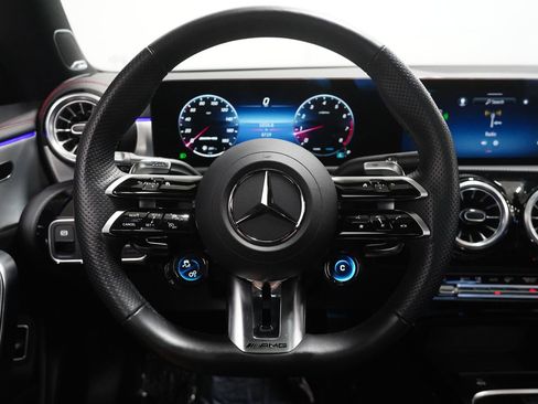 Used 2025 Mercedes-Benz CLA 35 AMG 4MATIC image 17
