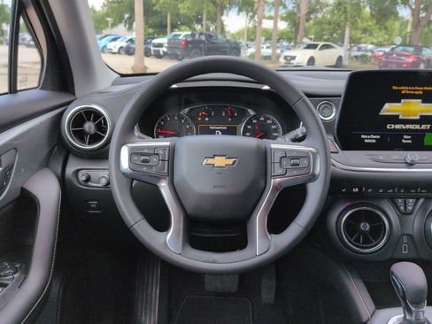 New 2026 Chevrolet Blazer LT w/ Midnight/Sport Edition FWD image 10