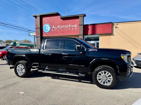 Used 2020 GMC Sierra 3500 Denali w/ Denali Ultimate Package image 6