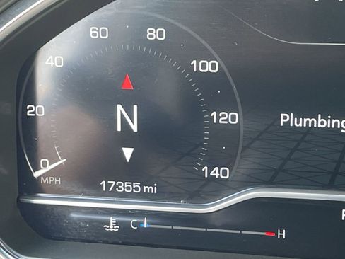 Used 2025 GMC Sierra 1500 AT4X image 12