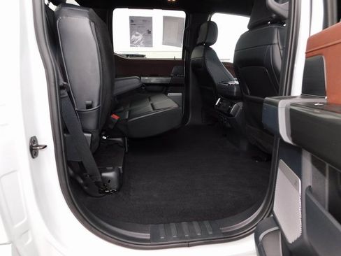 Used 2023 Ford F150 Lariat image 27