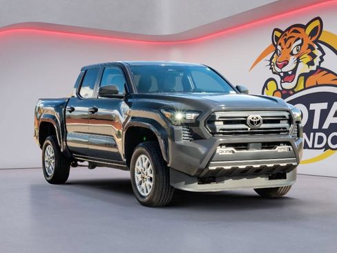Used 2025 Toyota Tacoma SR5 RWD image 3