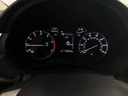 Used 2023 Lexus GX 460 Premium w/ Premium Package AWD/4WD image 21