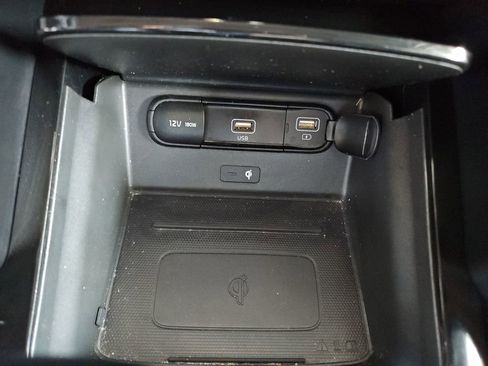 Used 2022 Kia Telluride EX image 21