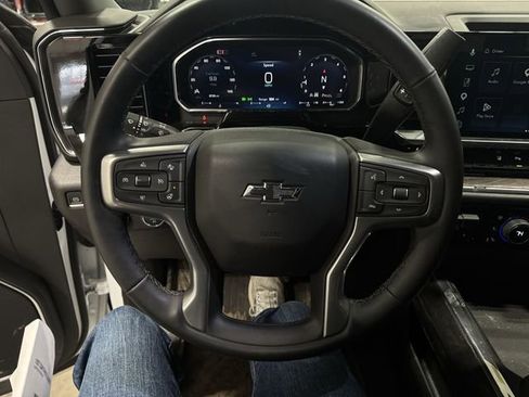 Used 2026 Chevrolet Silverado 3500 LTZ w/ LTZ Plus Package image 14