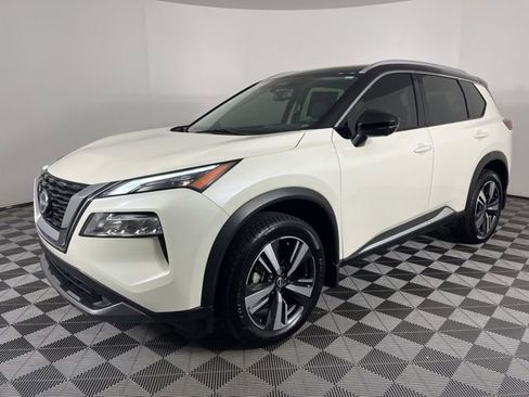 Used 2023 Nissan Rogue SL FWD image 6
