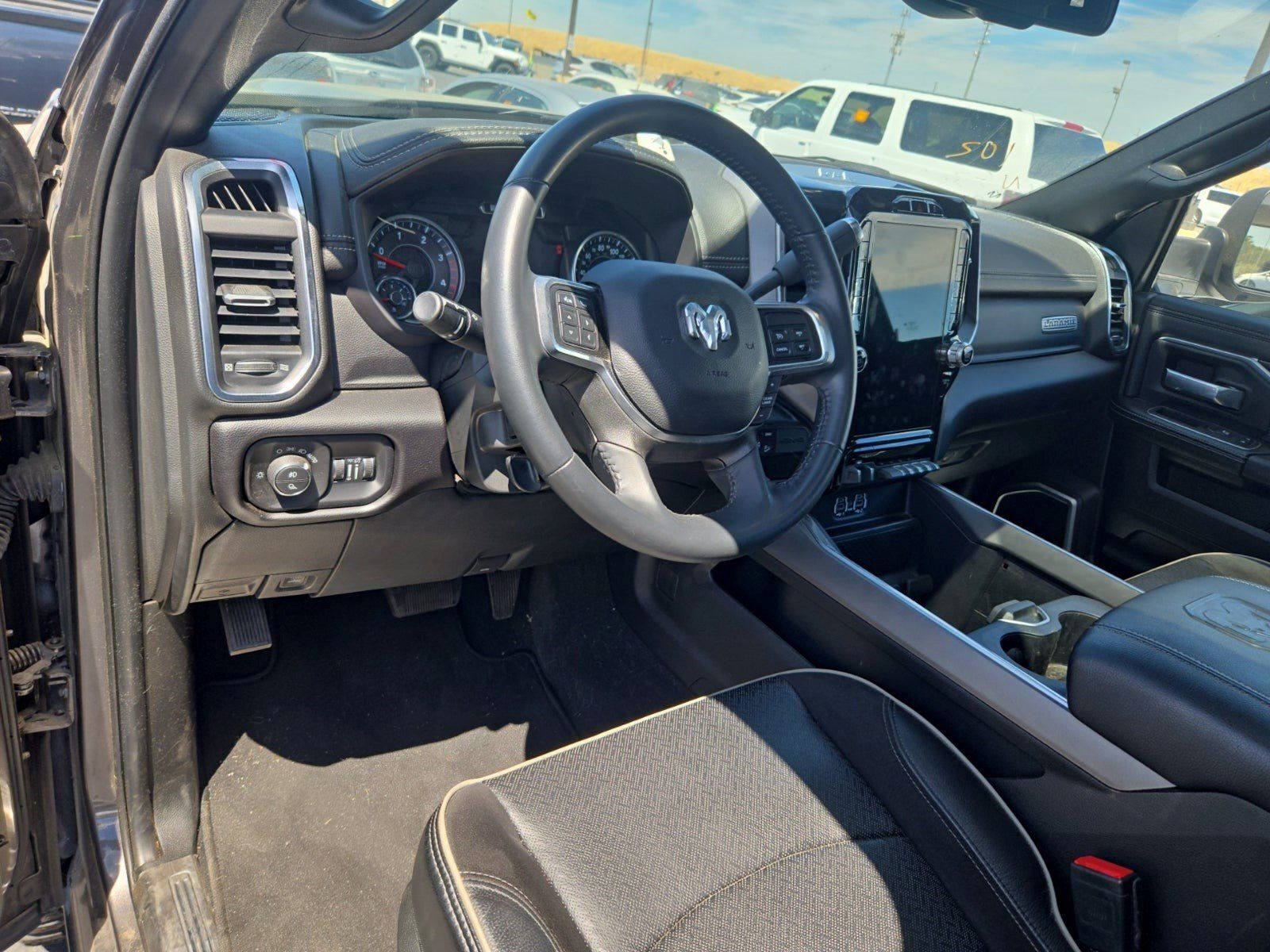 Used 2022 RAM 2500 Laramie w/ Night Edition AWD/4WD image 8