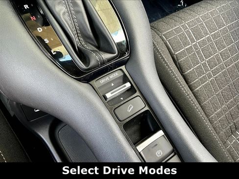 Used 2024 Honda HR-V LX image 14