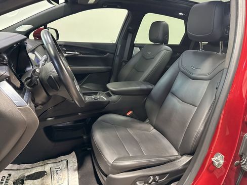 Used 2022 Cadillac XT5 Premium Luxury FWD image 29