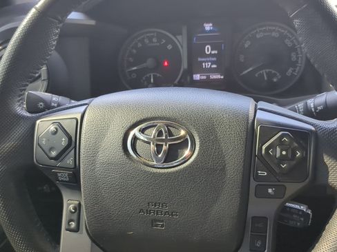 Used 2022 Toyota Tacoma TRD Off-Road w/ TRD Premium Off Road Package AWD/4WD image 14