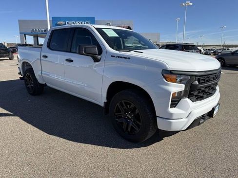 Used 2025 Chevrolet Silverado 1500 Custom w/ Turbomax Blackout Package image 27