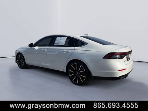 Used 2023 Honda Accord Touring image 5