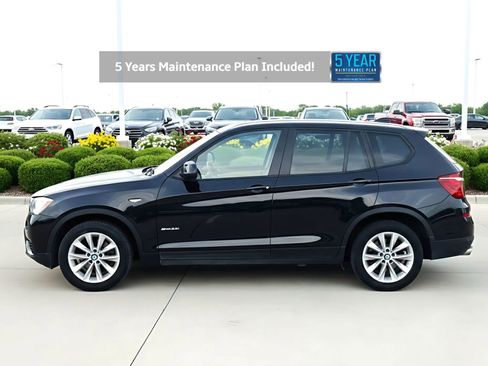 Used 2017 BMW X3 sDrive28i image 2
