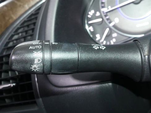 Used 2017 INFINITI QX80 4WD w/ Driver Assistance Package image 36