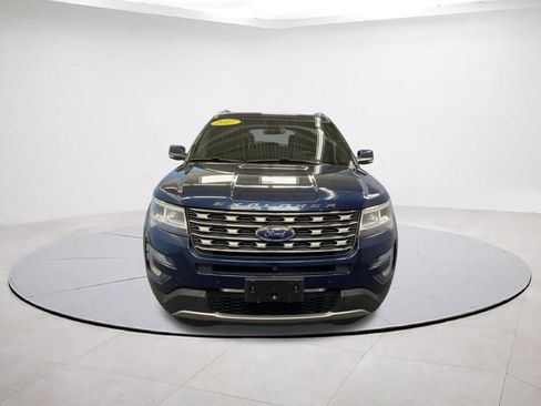 Used 2017 Ford Explorer Limited w/ Equipment Group 301A image 2