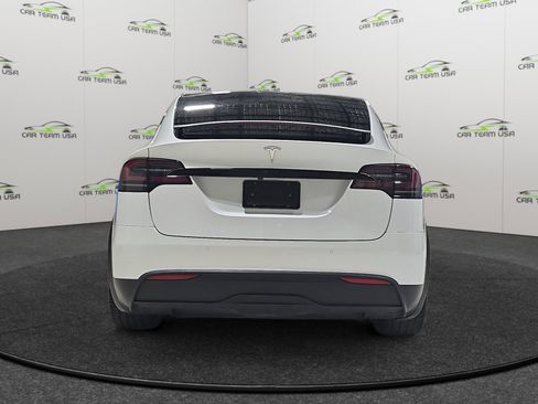 Used 2022 Tesla Model X image 6