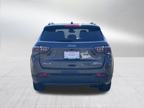 Used 2022 Jeep Compass Limited image 7