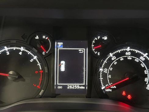 Certified 2024 Toyota 4Runner SR5 Premium image 17