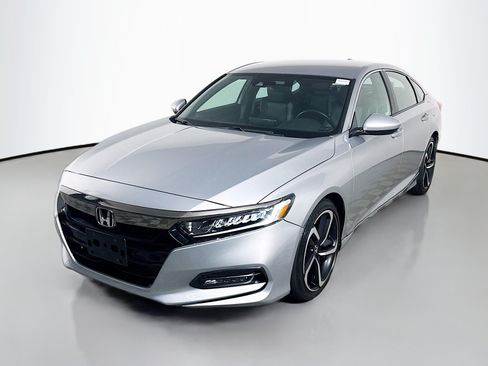 Used 2020 Honda Accord Sport image 4