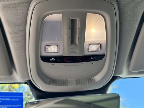 New 2026 Volvo XC60 B5 Plus w/ Climate Package image 25