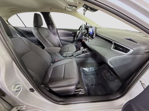 Used 2024 Toyota Corolla LE image 28