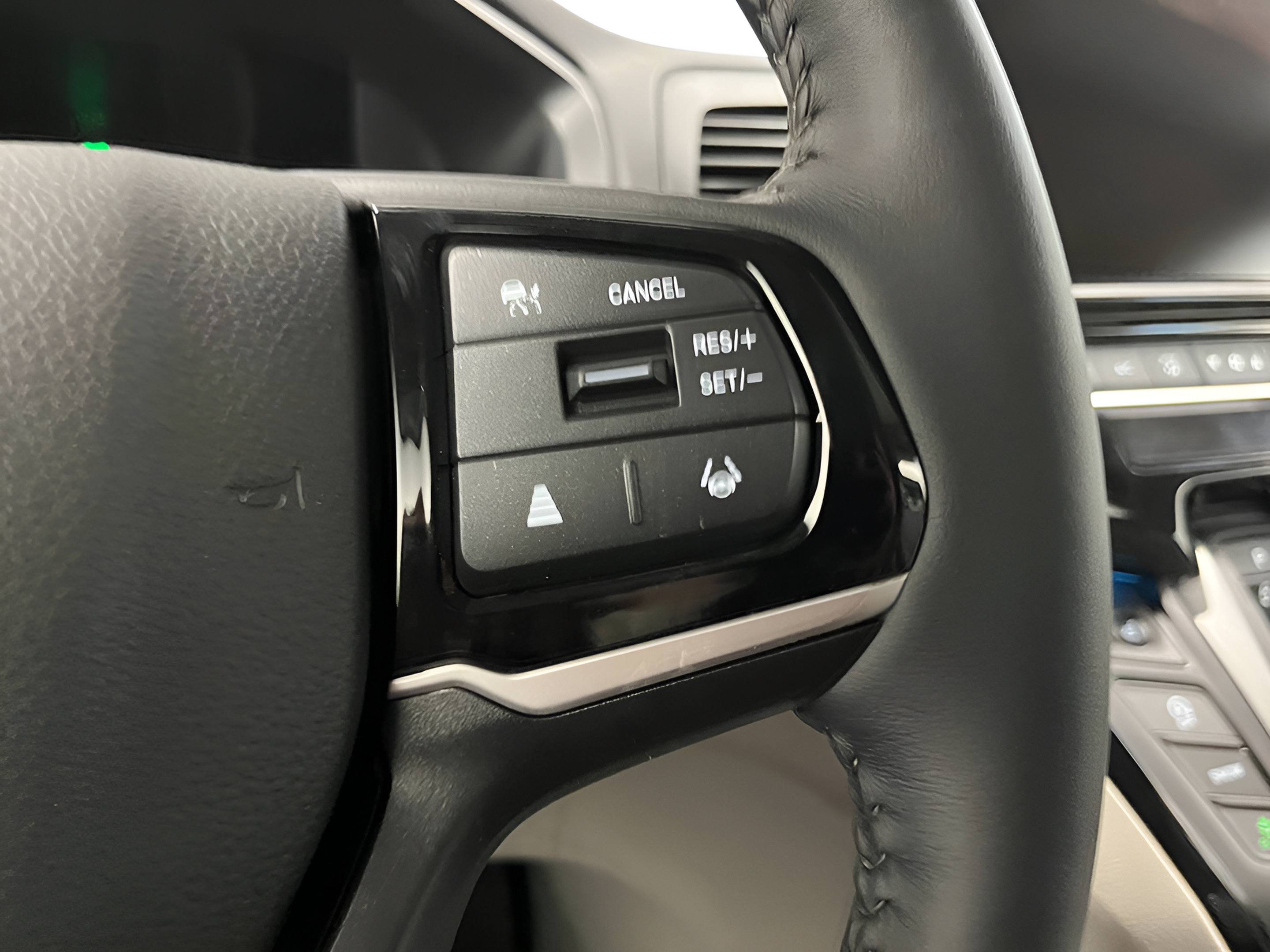 New 2027 Honda Odyssey Touring image 16