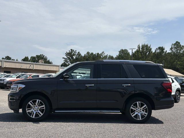 Used 2023 Ford Expedition Limited RWD image 13
