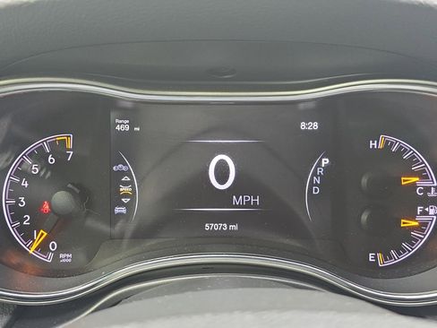 Used 2018 Jeep Grand Cherokee Limited image 19