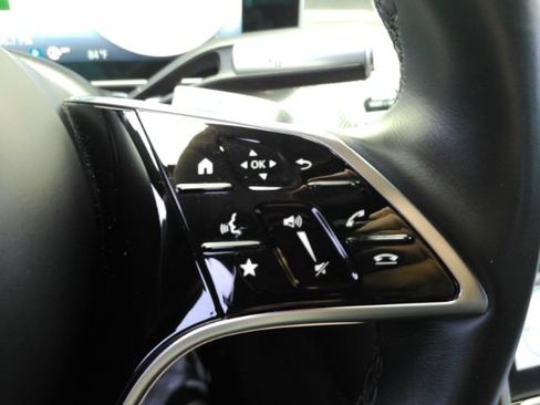 Used 2023 Mercedes-Benz S 580 4MATIC Sedan w/ AMG Line image 44