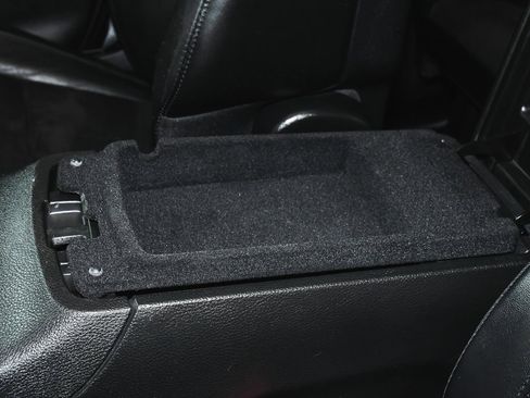 Used 2021 Jeep Grand Cherokee Laredo X image 35