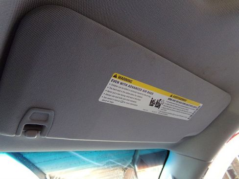 Used 2016 Chevrolet Suburban LT image 68