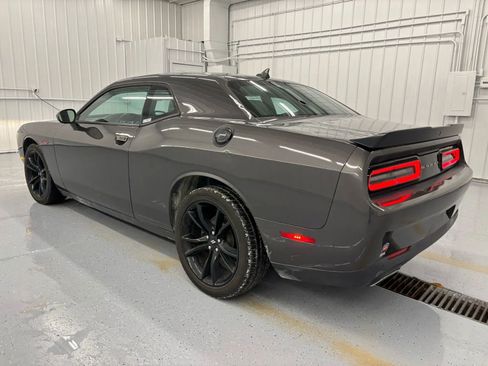 Used 2017 Dodge Challenger SXT Plus image 6