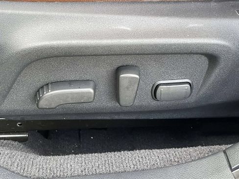 Used 2019 Subaru Outback 2.5i Touring w/ Popular Package #3A AWD/4WD image 7