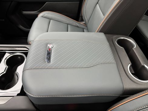 New 2026 GMC Yukon AT4 w/ AT4 Premium Plus Package AWD/4WD image 35