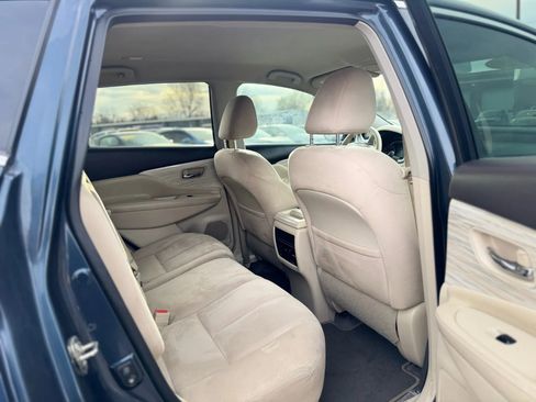 Used 2016 Nissan Murano S image 18