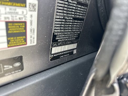 Used 2021 Land Rover Range Rover Sport HSE Silver Edition image 39