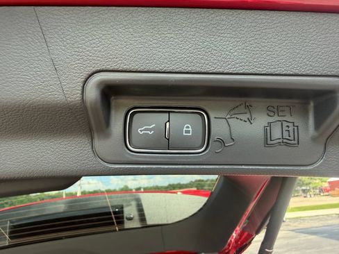 Used 2026 Ford Explorer ST-Line AWD/4WD image 14
