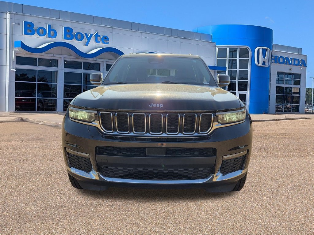 Used 2022 Jeep Grand Cherokee L Limited AWD/4WD image 2