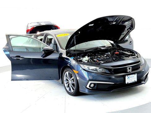 Used 2019 Honda Civic EX image 9