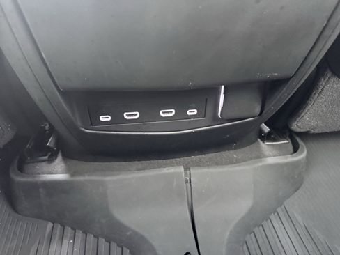 Used 2021 Cadillac Escalade Sport w/ Driver Assist Tech Package image 55