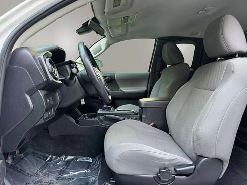 Used 2021 Toyota Tacoma SR RWD image 16